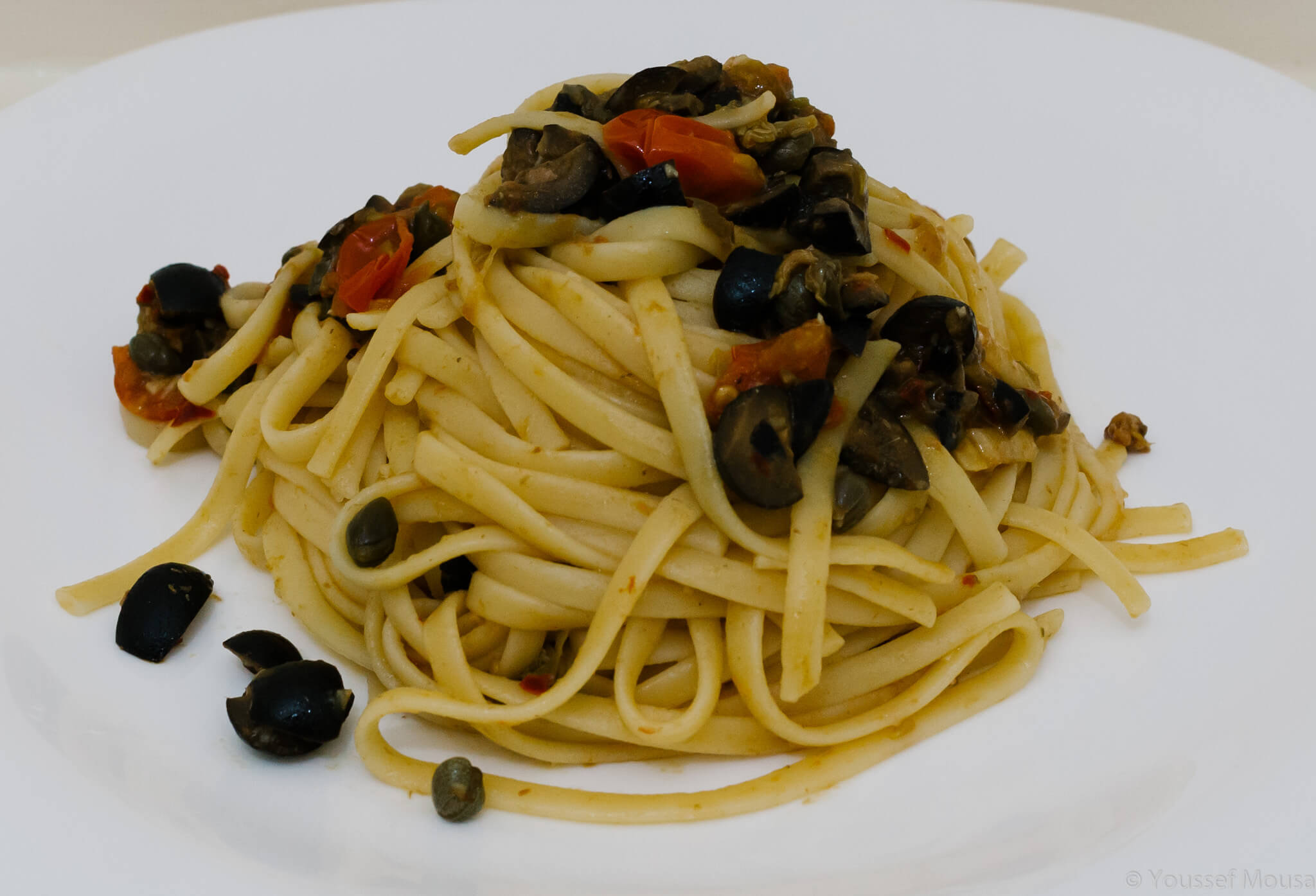 Pasta with Tomatoes, Anchovy and Chillies